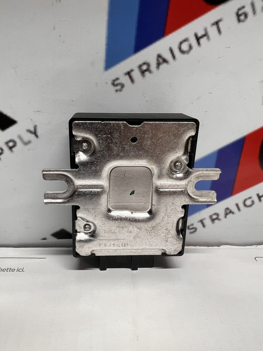 16-20 BMW F30 F32 F36 B46 B58 OEM Fuel Pump Control Module EKPM3 EKP 9 494 391