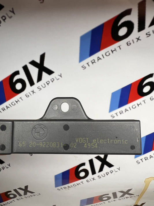 BMW F30 F32 F36 3 4 Series Comfort Access Keyless Entry Antenna OEM 9220831