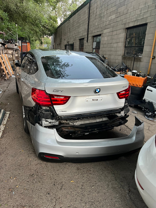 F34 2015 BMW 328xi GT