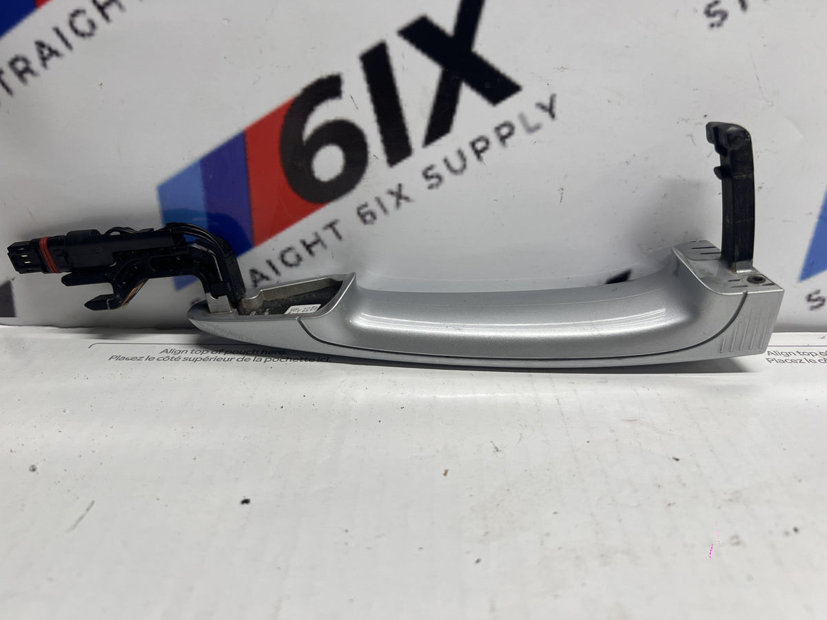 12-18 BMW F30 F32 Driver Left Outer Door Handle Comfort Access Glacier Silver OE