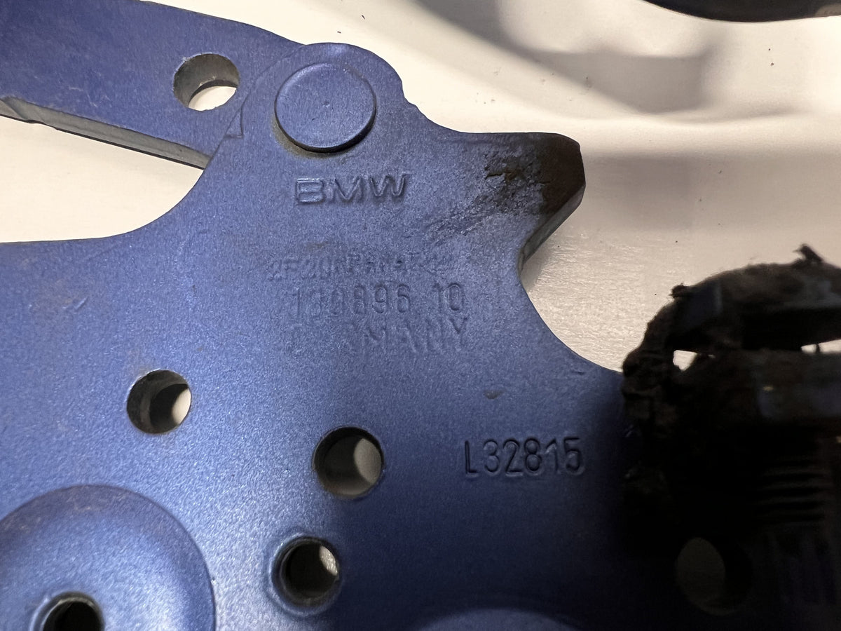 12-20 BMW F30 F32 F36 F80 Front Left Right Hood Bonnet Hinge Support Pair OEM