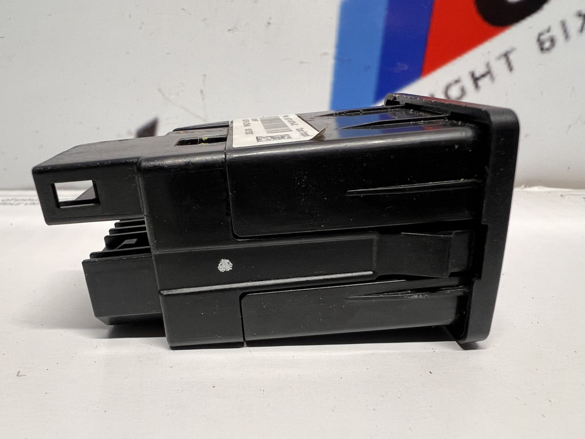 Ford USB Port Media Hub CarPlay HS7T-14F014-AC Fusion Escape Focus OEM