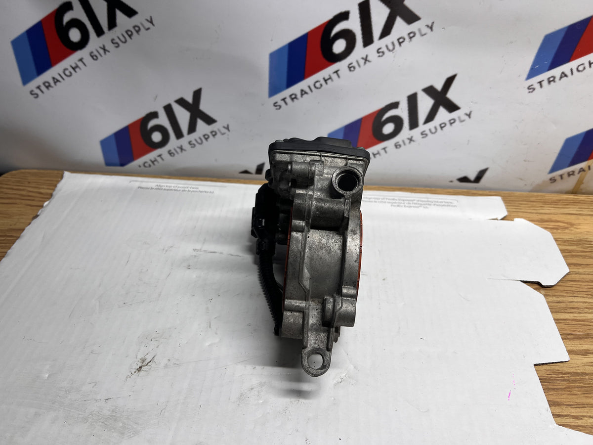 2017-2022 BMW 330i 430i 2.0L Throttle Body Actuator 8601651 A2C15021900 OEM