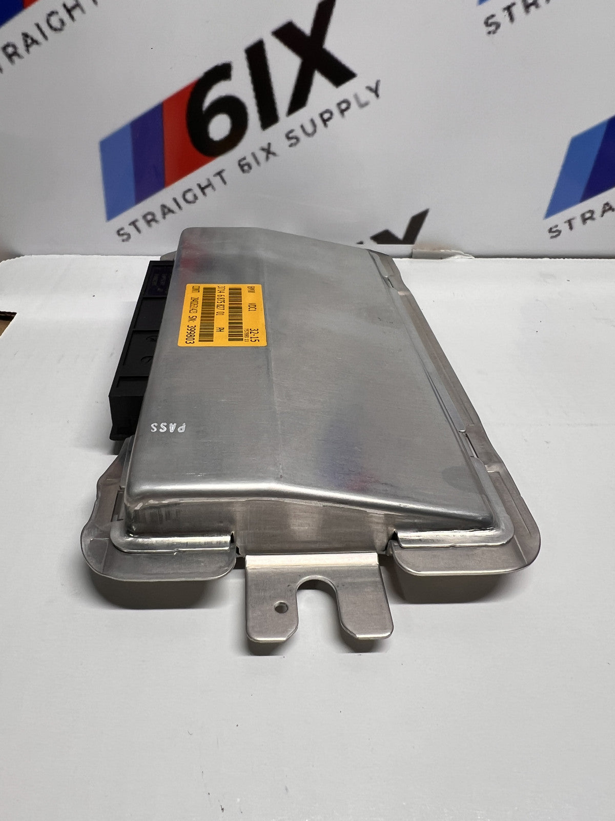 2014-2019 BMW F32 F33 F36 4 Series Adaptive Suspension Control Module VDC1 68758