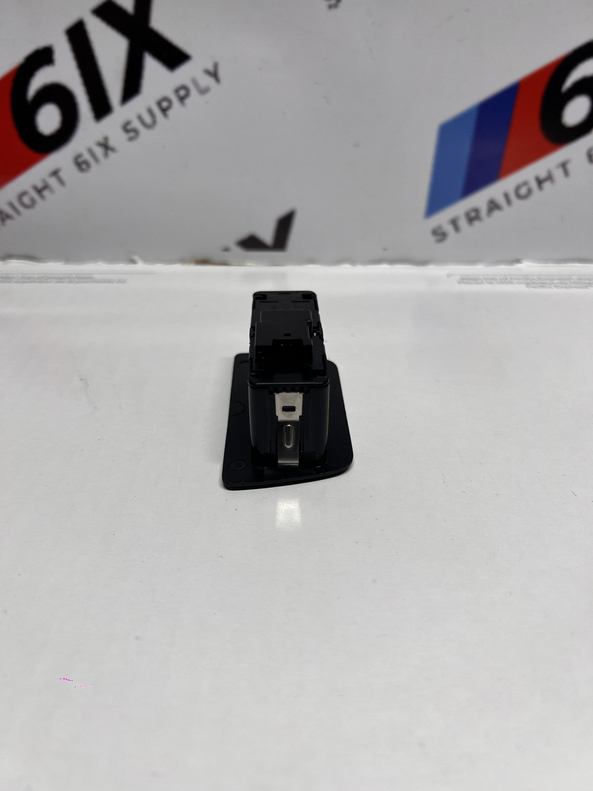 14-20 BMW F36 430i Gran Coupe Rear Tailgate Closer Lock Button Switch Unit OEM