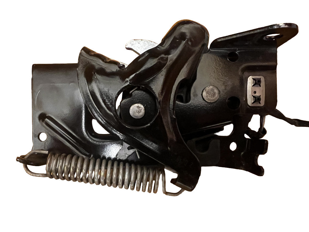 BMW F32 428xi Driver Side Hood Latch OEM 4895946 7242548