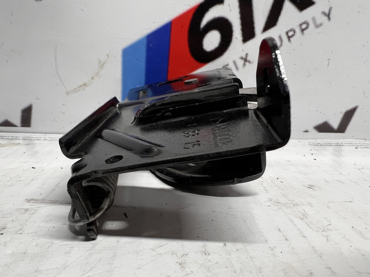 17-20 BMW 440i F30 F31 F32 F33 F34 Front Right Hood Latch Lock Actuator OEM