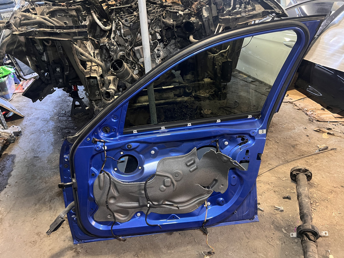 BMW F30 F31 328i 335i 340i Passenger Front Right Door Estoril Blue B45 OEM