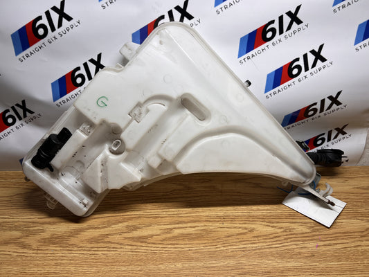 12-18 BMW F30 F32 F36 320i 328i Windshield Washer Fluid Reservoir Tank OEM