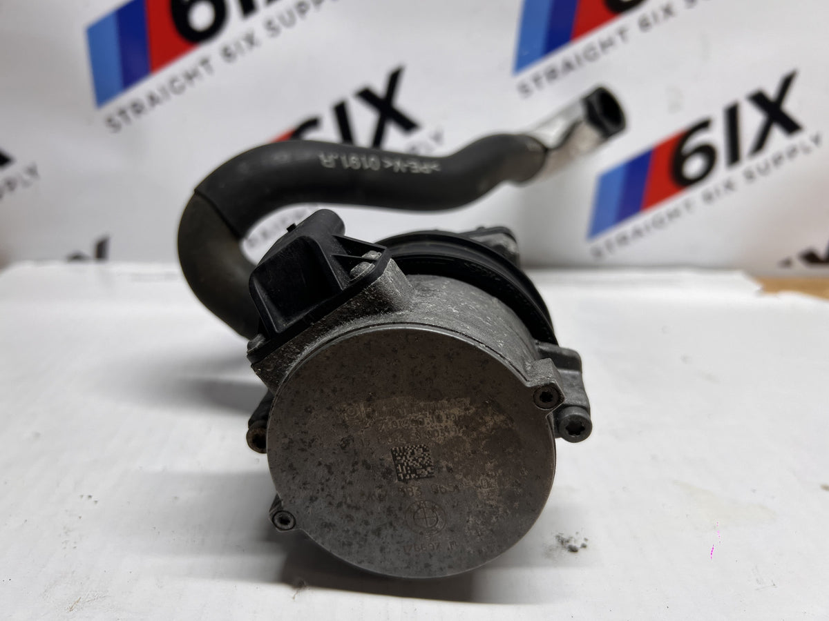 14-16 BMW F32 435i 435xi N55 OEM Electric Engine Water Pump 7583965 11517583965