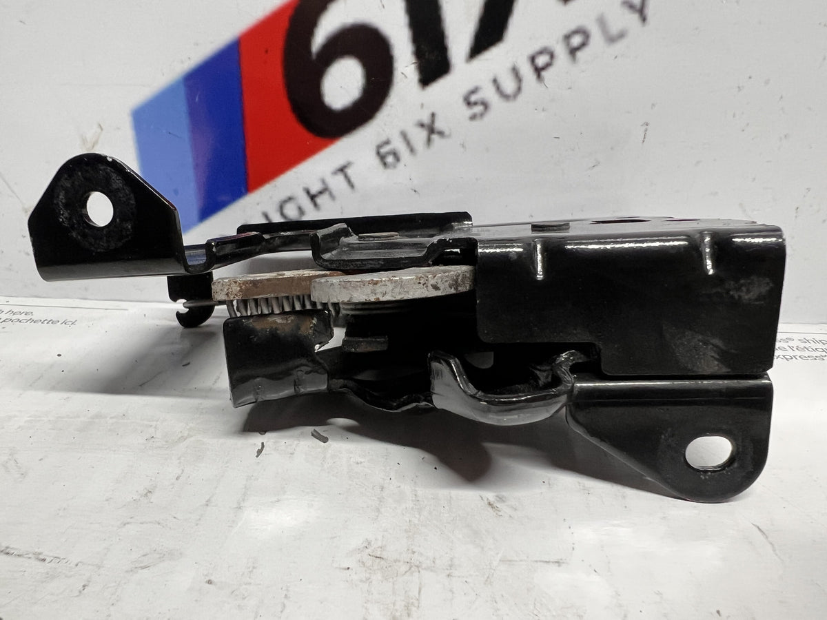 17-20 BMW 440i F30 F31 F32 F33 F34 Front Right Hood Latch Lock Actuator OEM