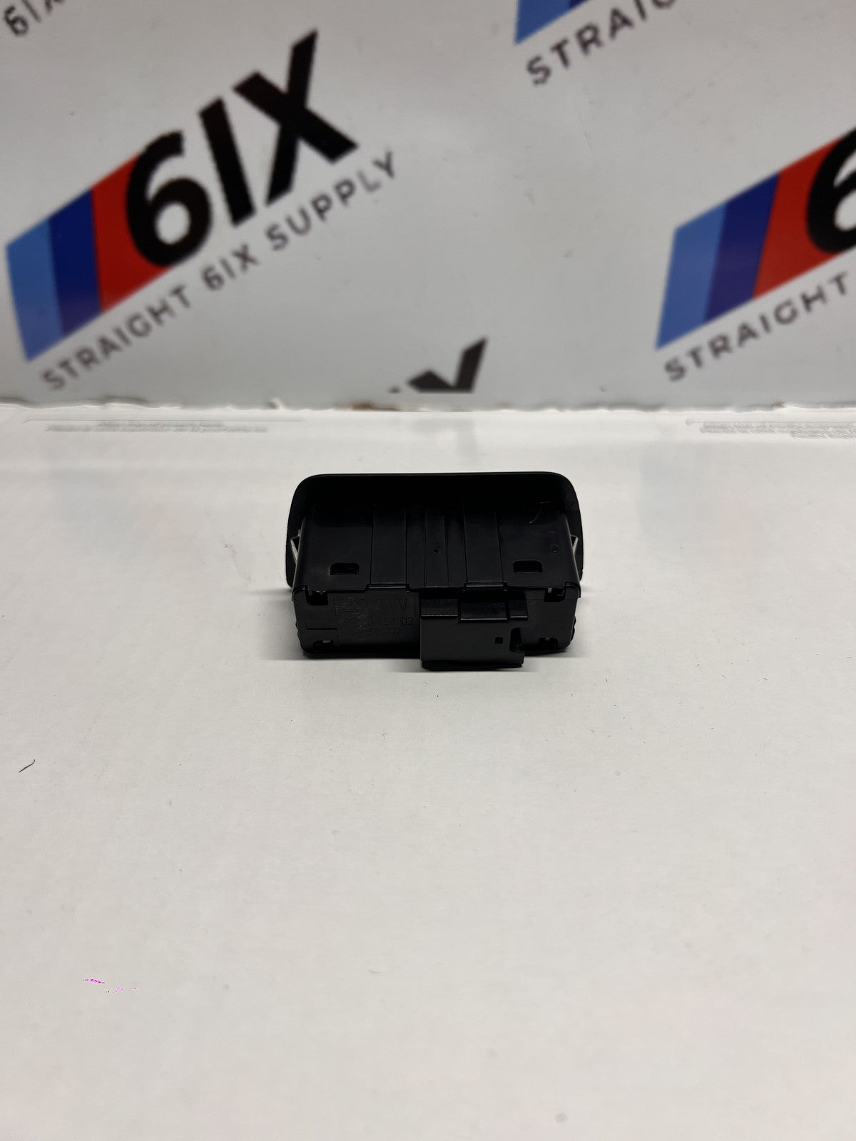 14-20 BMW F36 430i Gran Coupe Rear Tailgate Closer Lock Button Switch Unit OEM