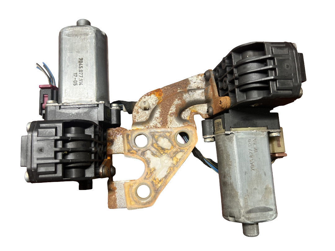 17-23 BMW G30 G31 G11 G12 Steering Column Tilt Adjuster Motor 0390207082 OEM