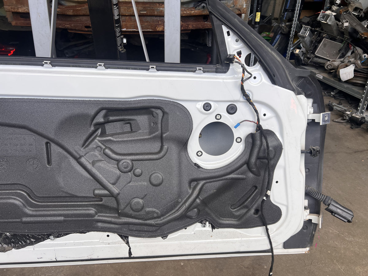 BMW F32 F82 428i 435i 440i M4 Coupe Driver Front Door Left White OEM 2014-2020