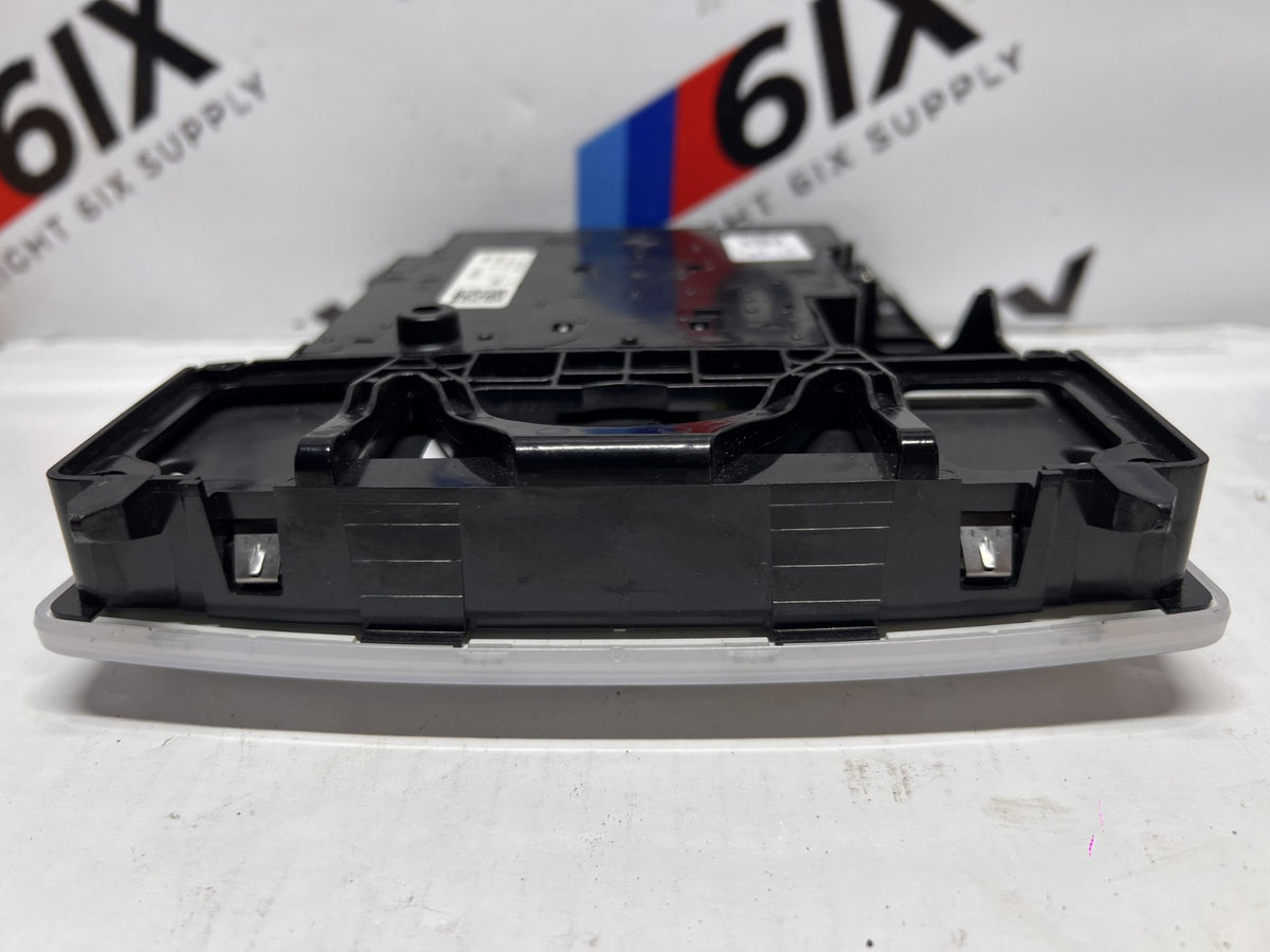 12-18 BMW 320i F30 3-Series OEM Front Overhead Console Interior Dome Light