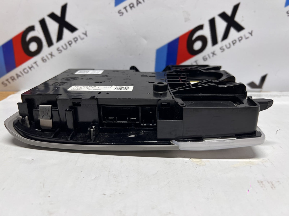 12-18 BMW 320i F30 3-Series OEM Front Overhead Console Interior Dome Light